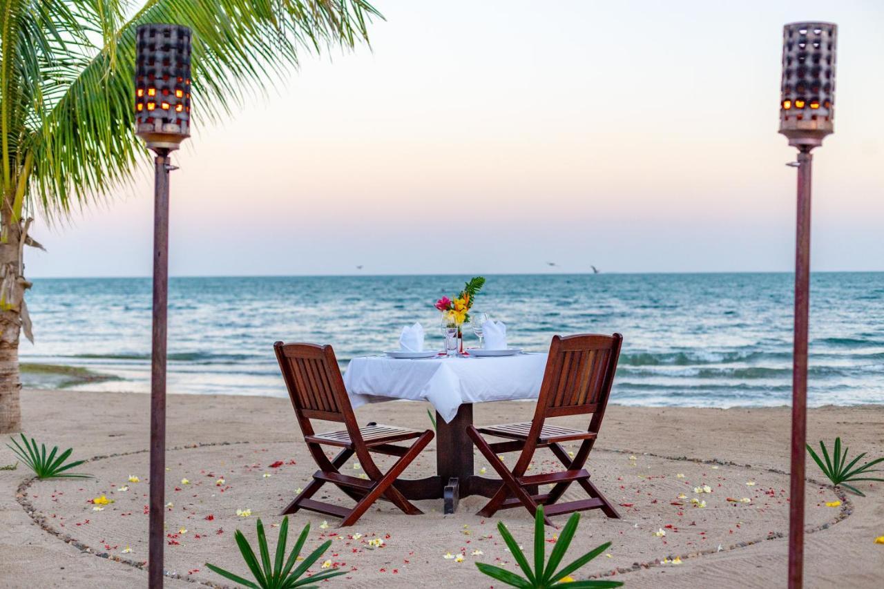 Sirenian Bay Resort Placencia Exterior photo